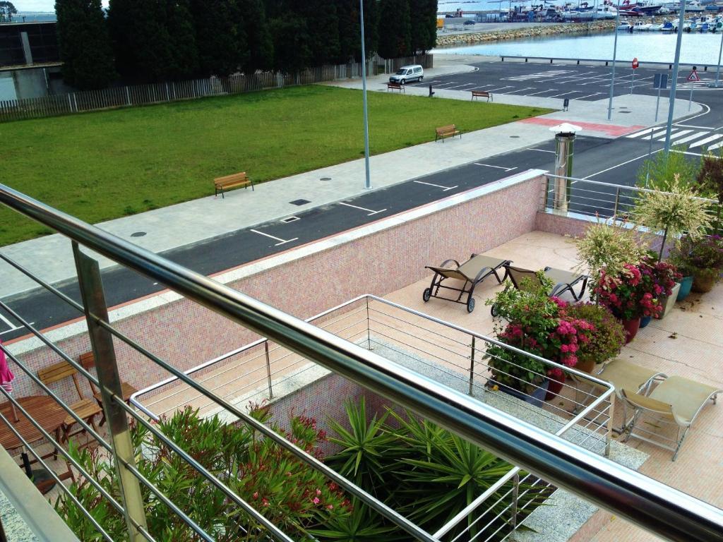 Apartamentos Puerto Basella Villanueva De Arosa Buitenkant foto